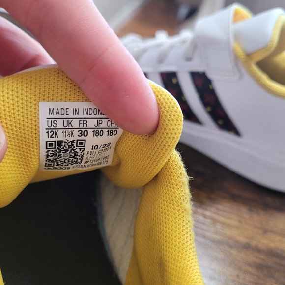 ADIDAS MINNIE MOUSE SNEAKERS SIZE 12 - Picture 8 of 12